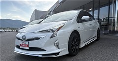 トヨタ プリウス A プレミアムツーリング