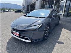 トヨタ プリウスPHEV Z