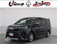 トヨタ ヴォクシーHEV ZS キラメキ3