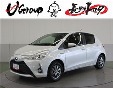 トヨタ ヴィッツ ハイブリッド F