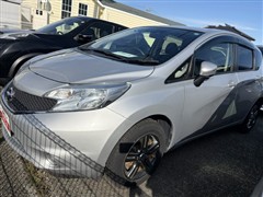 日産 ノート X