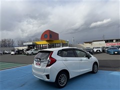 フィット ハイブリッド F