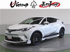 トヨタ　C-HR G-T モードネロ 4WD