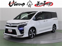 ヴォクシーHEV ZSキラメキ3