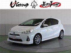 トヨタ　アクア G