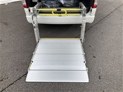 ハイエースW グランドキャビン