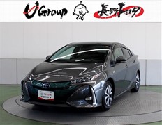 トヨタ　プリウスPHEV S NP セーフティ