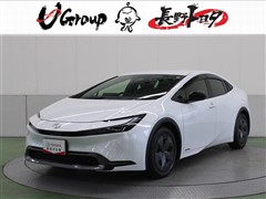 トヨタ　プリウス U