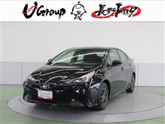 トヨタ　プリウス S