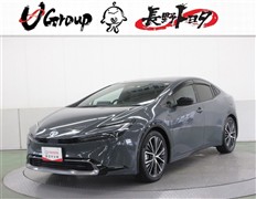 トヨタ　プリウス Z