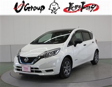 日産　ノート E-パワー Xブラック