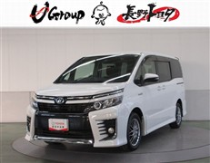 トヨタ ヴォクシー HEV ZS