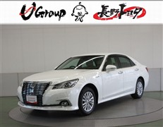 トヨタ クラウンロイヤルHEVロイヤルサルーン4