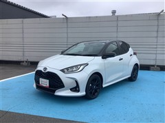 ヤリス Z ウルバーノ