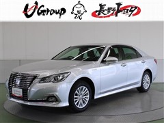 トヨタ クラウンHEV RサルーンFour
