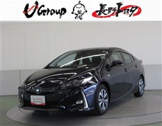 トヨタ プリウスPHEV A