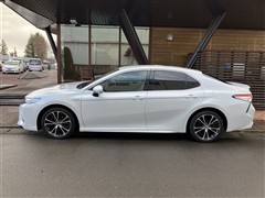 カムリ WS レザーパッケージ