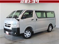 トヨタ ハイエースバン DX 4WD ヒョウシ