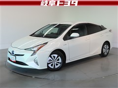 トヨタ プリウス A