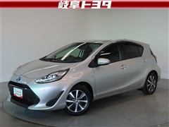 トヨタ アクア G