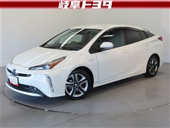 トヨタ プリウス A プレミアムツーリング