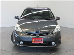 プリウスアルファ S