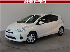 トヨタ アクア G