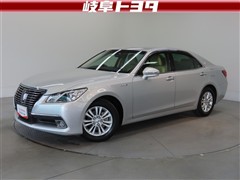 クラウンHV ロイヤルサルーン