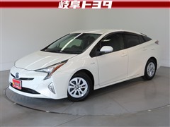 トヨタ プリウス S セーフティープラス