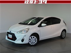 トヨタ アクア S