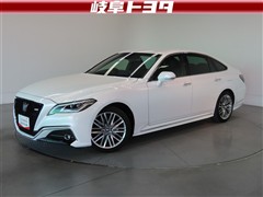 トヨタ　クラウンHV RS