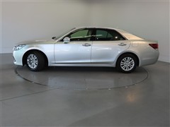 クラウン ロイヤルサルーン