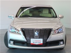 クラウンHV ロイヤルサルーン