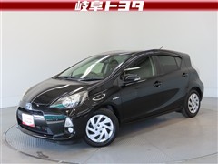 トヨタ　アクア G