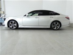 クラウンHV RS