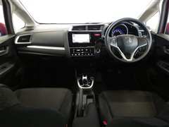 フィット HV FPKG コンフォートE