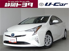トヨタ プリウス Sセーフティプラス