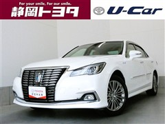 トヨタ クラウンHV ロイヤルサルーンFour