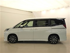 ノア ハイブリッド S-Z