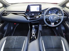 C-HR S GRスポーツ
