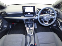 ヤリス ハイブリッド Z