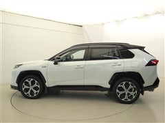 RAV4 PHV ブラックトーン