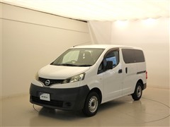 NV200バネットバン DX