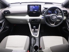 ヤリス ハイブリッド Z