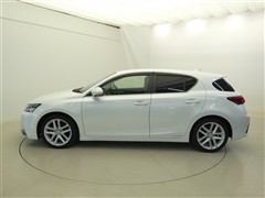 CT200h バージョンL