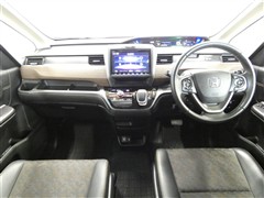 フリード HV クロスターホンダS