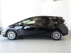 プリウスアルファ Gチューンブラック