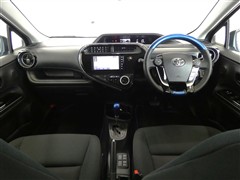 アクア S スタイルブラック