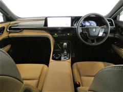 クラウン スポーツ Z