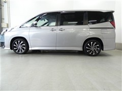 ノアHEV S-Z